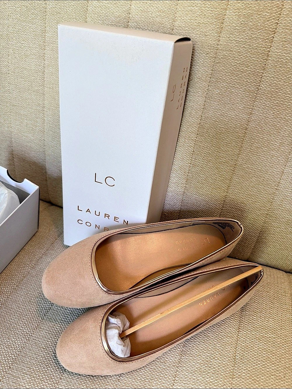 Lauren Conrad Beige Ballet Flats Like New